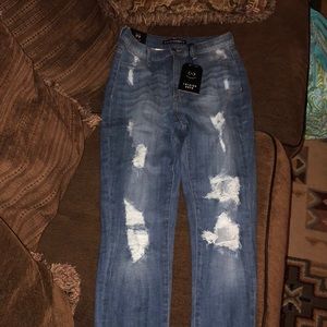 NWT High Rise Fashion Nova Jeans